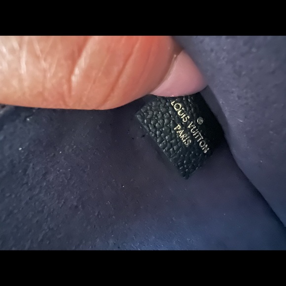 Louis Vuitton Neverfull MM Empreinte pouch - Picture 12 of 16